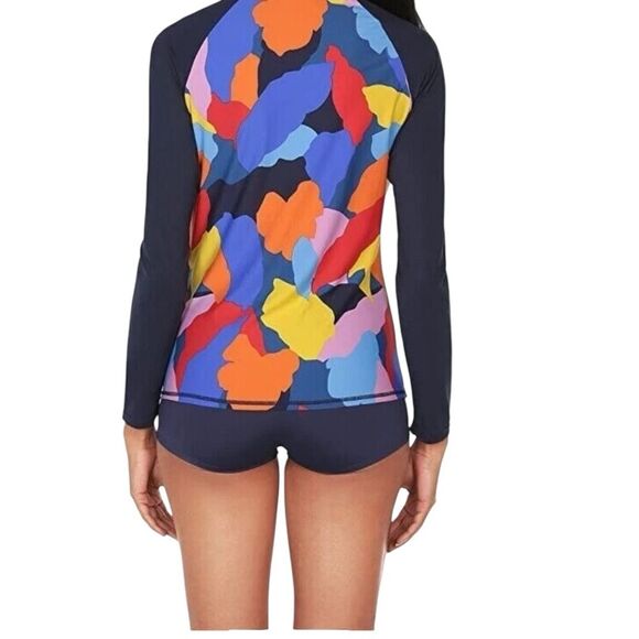 Nautica Swimwear Long Sleeve Rashguard Shirt Multicolor
NWOT Size large - Picture 2 of 12